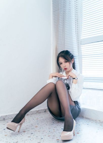 欧美牛仔外套穿搭_影院在线观看